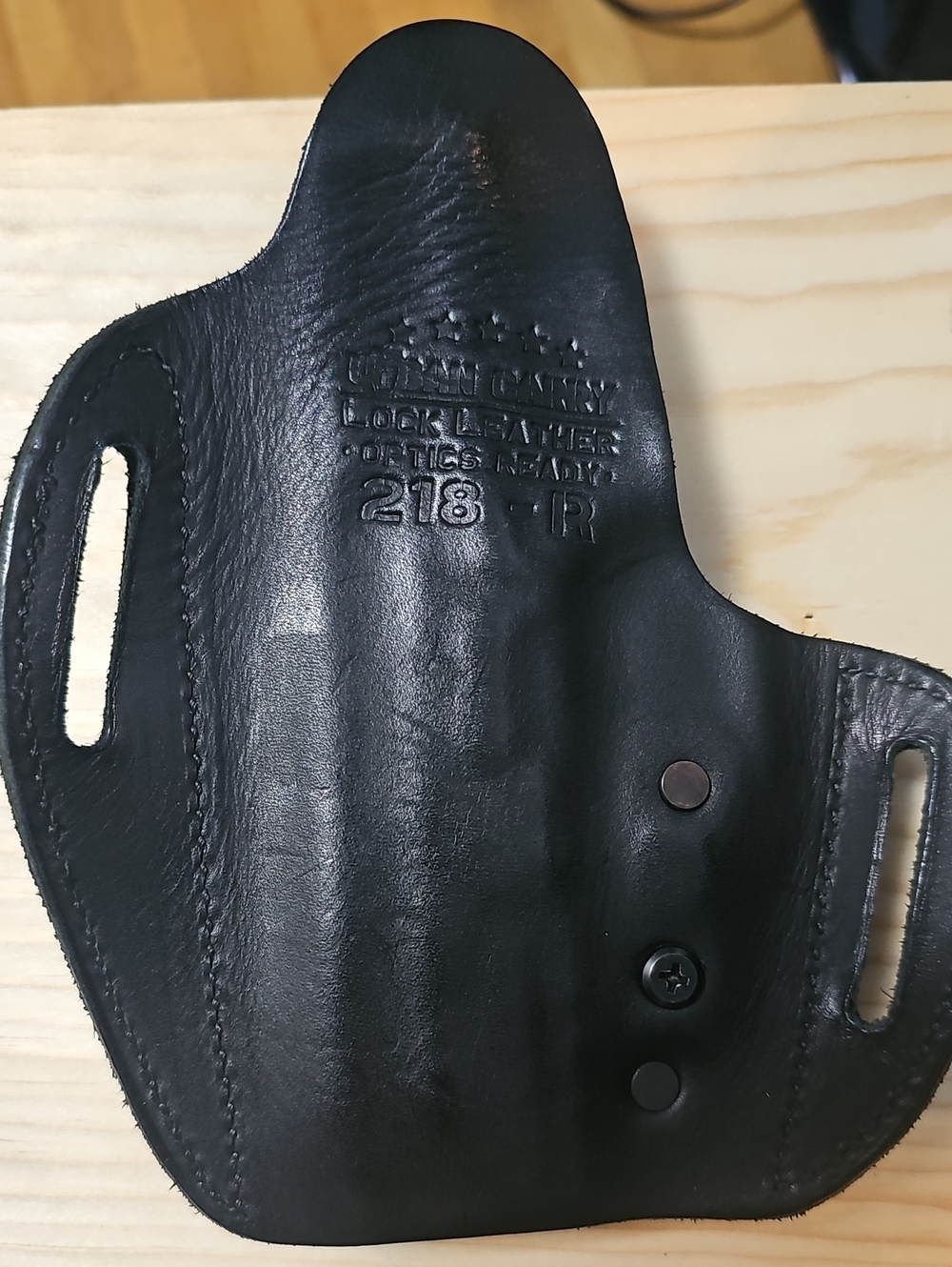 Urban Carry Holster 218R For the Glock23 & Walther PdP F Series 3.5 Optic Ready - Picture 2 of 2